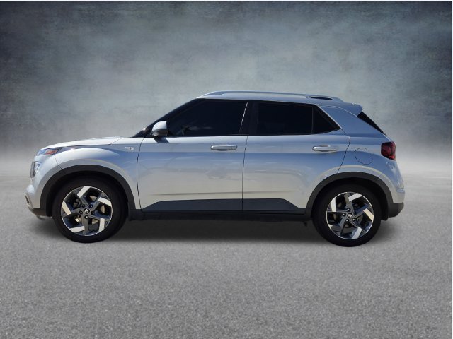 Used 2022 Hyundai Venue SEL FWD image 5