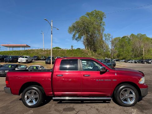 Used 2012 RAM 1500 Big Horn w/ Luxury Group image 4