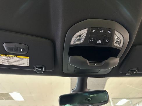 New 2026 Chrysler Pacifica Select image 36