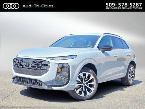 New 2026 Audi Q3 quattro 2.0T AWD/4WD image 1