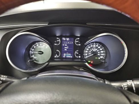 Used 2019 Toyota Sequoia Platinum AWD/4WD image 22