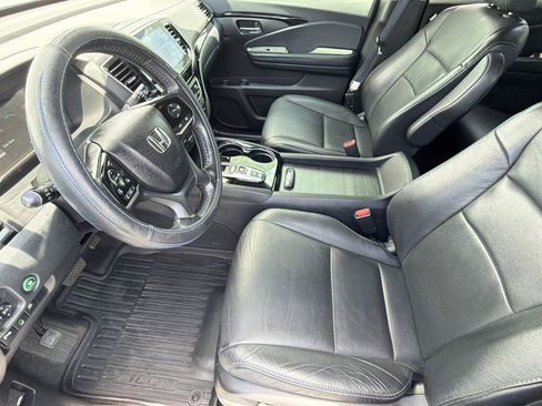Used 2021 Honda Pilot Touring image 5