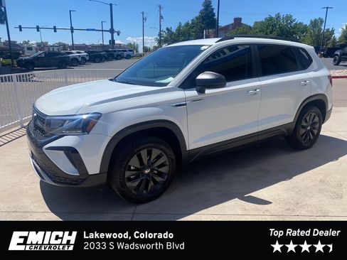 Used 2023 Volkswagen Taos S FWD image 1