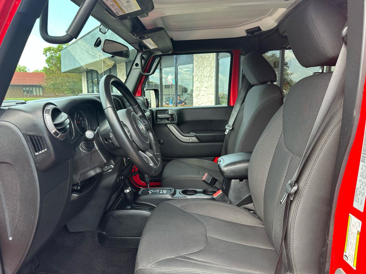 Used 2018 Jeep Wrangler Unlimited Sport AWD/4WD image 2