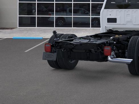 New 2026 Ford F550 2WD Regular Cab Super Duty image 21