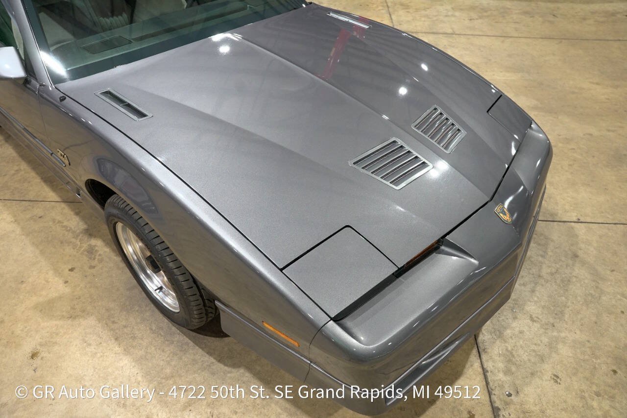 Used 1987 Pontiac Firebird Trans Am RWD image 18