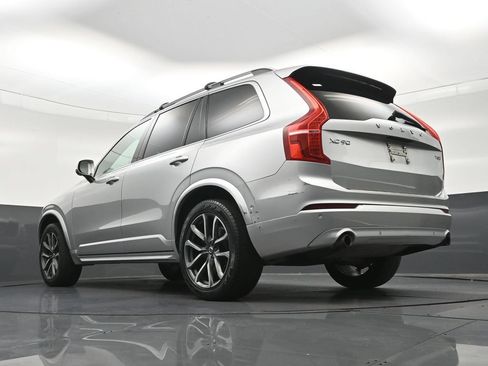 Used 2018 Volvo XC90 T5 Momentum w/ Convenience Package AWD/4WD image 25