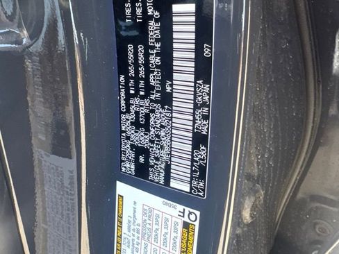 New 2025 Toyota 4Runner Limited AWD/4WD image 17