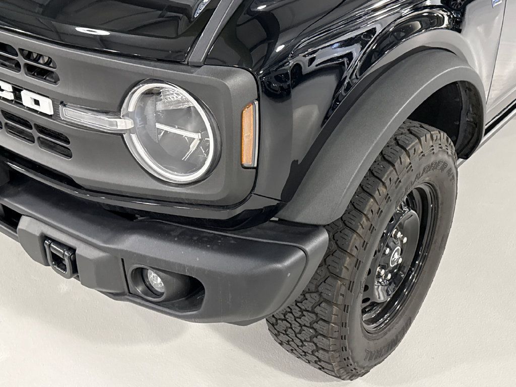 Used 2022 Ford Bronco Black Diamond AWD/4WD image 7
