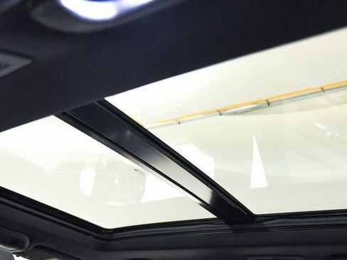 Used 2023 Cadillac XT6 Sport w/ LPO, Floor Liner Package image 31