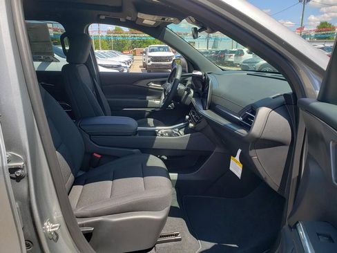New 2026 Chevrolet Traverse LT w/ Sun and Wheel Package AWD/4WD image 22