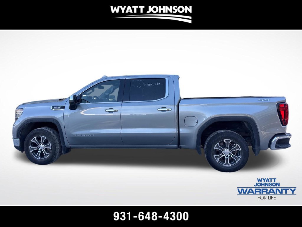 Used 2025 GMC Sierra 1500 SLT AWD/4WD image 3