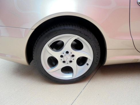 Used 2005 Mercedes-Benz SL 500 image 22