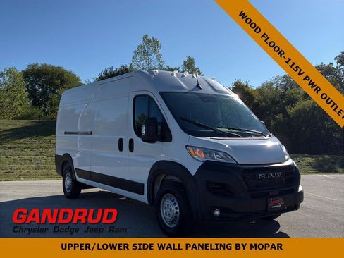 New 2026 RAM ProMaster 2500 w/ Convenience Group image 1