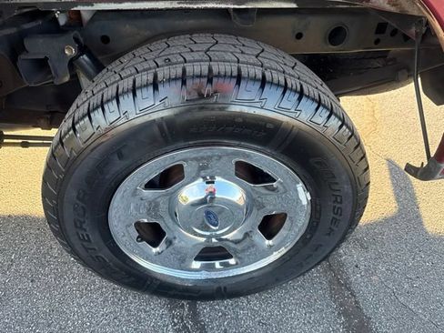 Used 2006 Ford F150 XLT RWD image 11