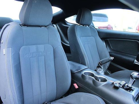 Used 2019 Ford Mustang Coupe RWD image 14