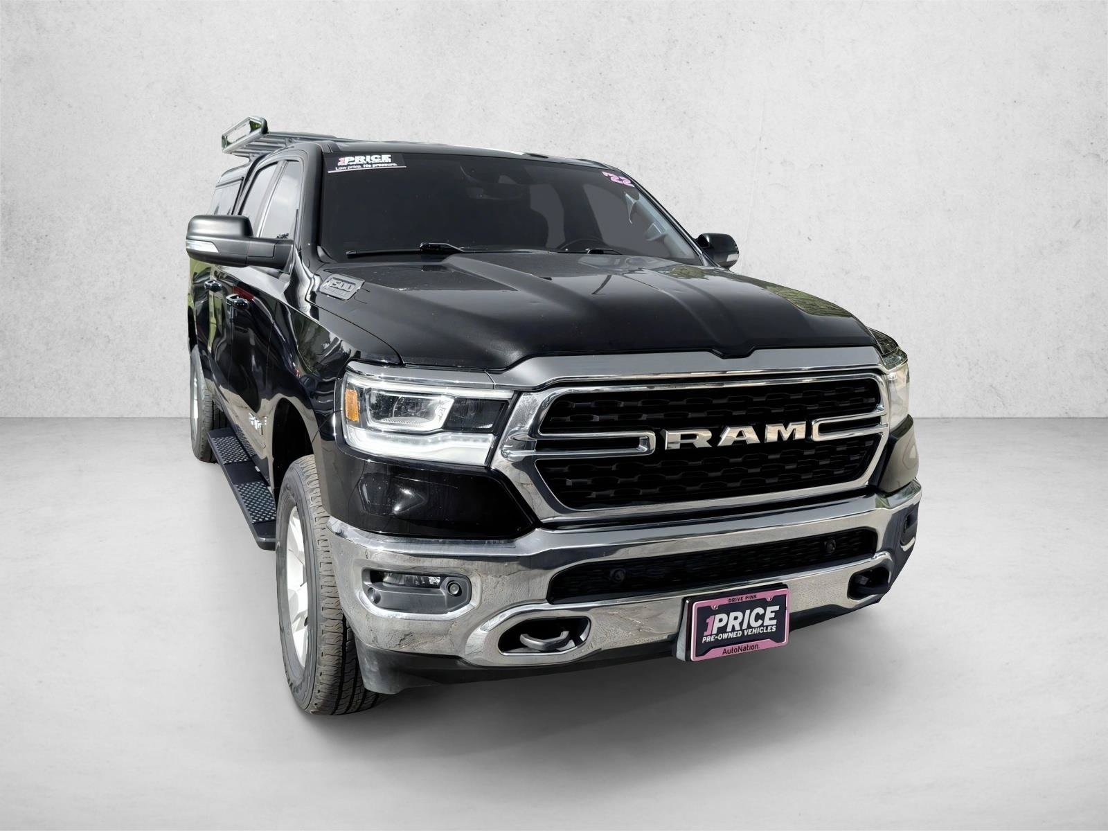 Used 2022 RAM 1500 Big Horn AWD/4WD image 3
