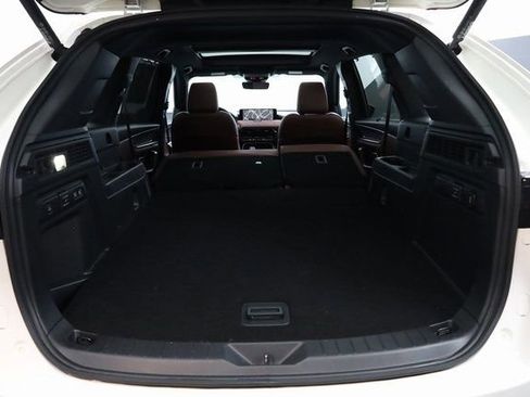 Used 2025 MAZDA CX-70 Plug-In Hybrid w/ Premium Plus image 31