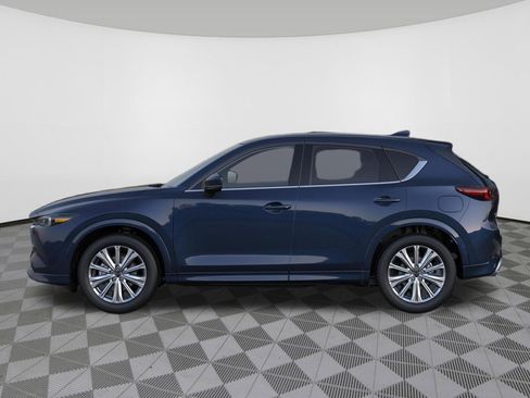 New 2025 MAZDA CX-5 Signature image 3