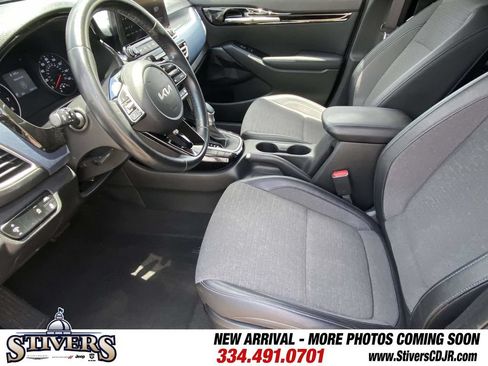 Used 2022 Kia Seltos S FWD image 48