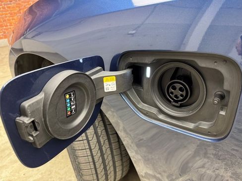 Certified 2023 BMW 330e xDrive w/ Driving Assistance Package image 30