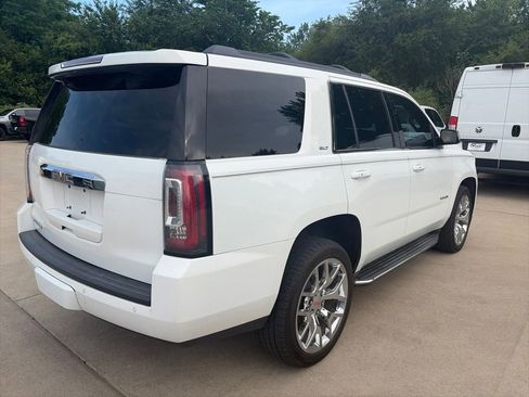 Used 2018 GMC Yukon SLT AWD/4WD image 7