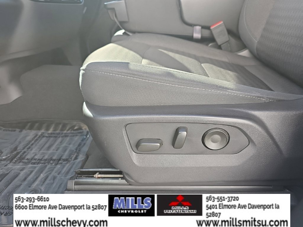 Used 2024 Chevrolet Silverado 1500 LT AWD/4WD image 15