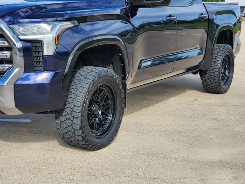 Used 2024 Toyota Tundra Platinum image 12