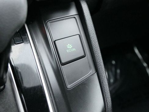 Used 2018 Honda CR-V LX image 23