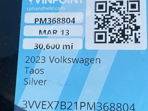 Used 2023 Volkswagen Taos SE image 3
