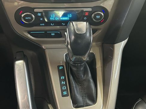 Used 2012 Ford Focus SEL FWD image 14