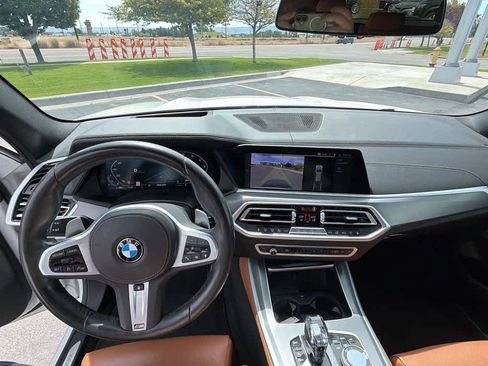 Used 2022 BMW X5 M50i w/ Executive Package AWD/4WD image 21