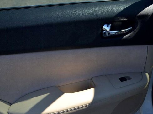 Used 2012 Nissan Maxima 3.5 S image 23