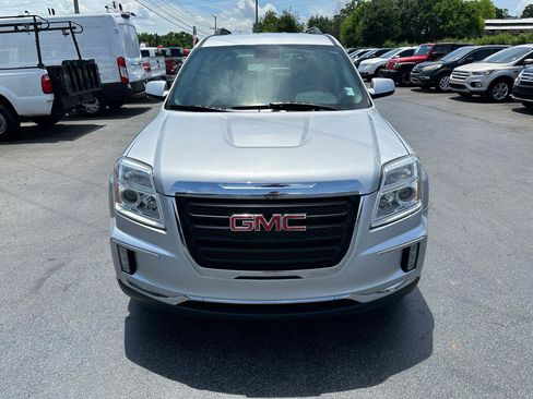 Used 2017 GMC Terrain SLE w/ Driver Alert Package I FWD image 7