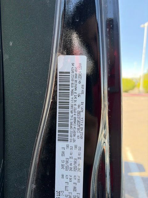 Used 2015 Jeep Wrangler Unlimited Sahara w/ Connectivity Group AWD/4WD image 11