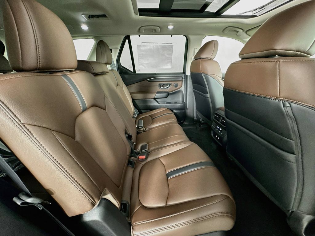 New 2026 Honda Pilot Touring image 39