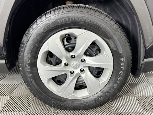 Used 2019 Toyota RAV4 LE image 30