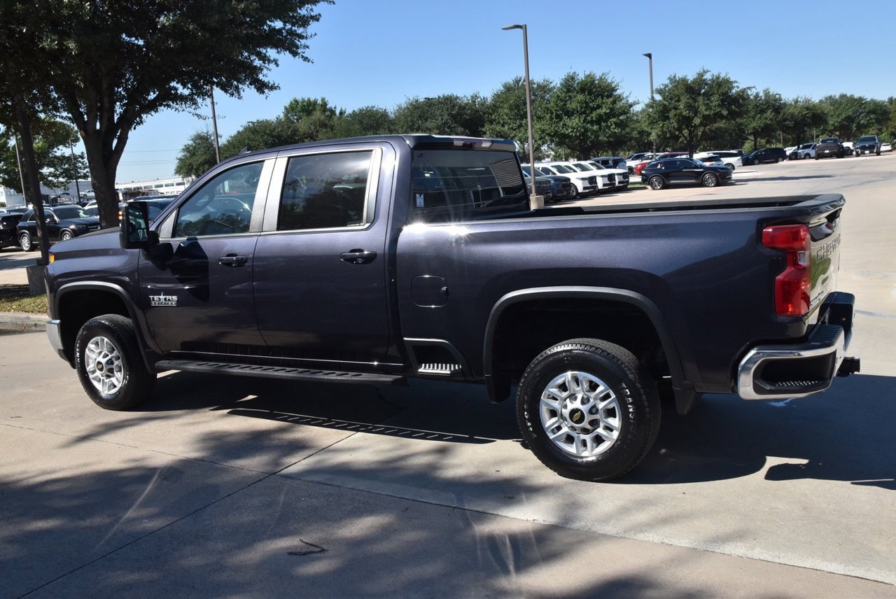 Used 2024 Chevrolet Silverado 2500 LT w/ Texas Edition RWD image 11