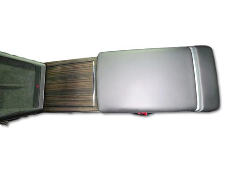Used 2024 Tesla Model S AWD/4WD image 28