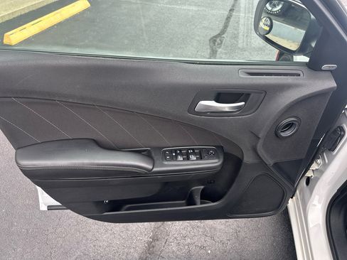 Used 2018 Dodge Charger GT w/ Blacktop Package image 15