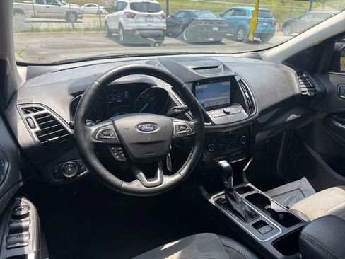 Used 2018 Ford Escape SE w/ SE Sport Appearance Package AWD/4WD image 12