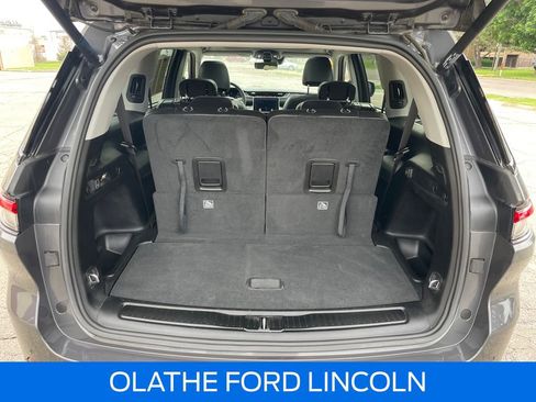 Used 2023 Jeep Grand Cherokee L Limited w/ Luxury Tech Group II AWD/4WD image 31