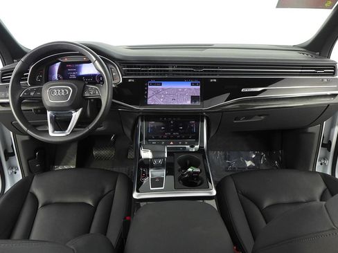 Used 2023 Audi Q7 3.0T Premium w/ Convenience Package AWD/4WD image 25