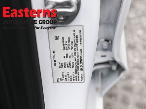 Used 2023 Tesla Model 3 Standard Range image 32