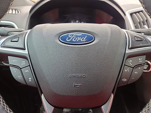 Used 2022 Ford Edge ST w/ Equipment Group 401A AWD/4WD image 30