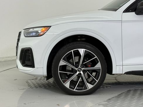 Used 2023 Audi SQ5 Premium Plus w/ Premium Plus Package image 12