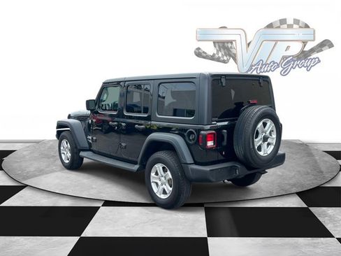Certified 2018 Jeep Wrangler Unlimited Sport S AWD/4WD image 4