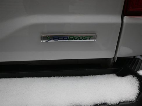 Used 2022 Ford F150 Lariat image 10