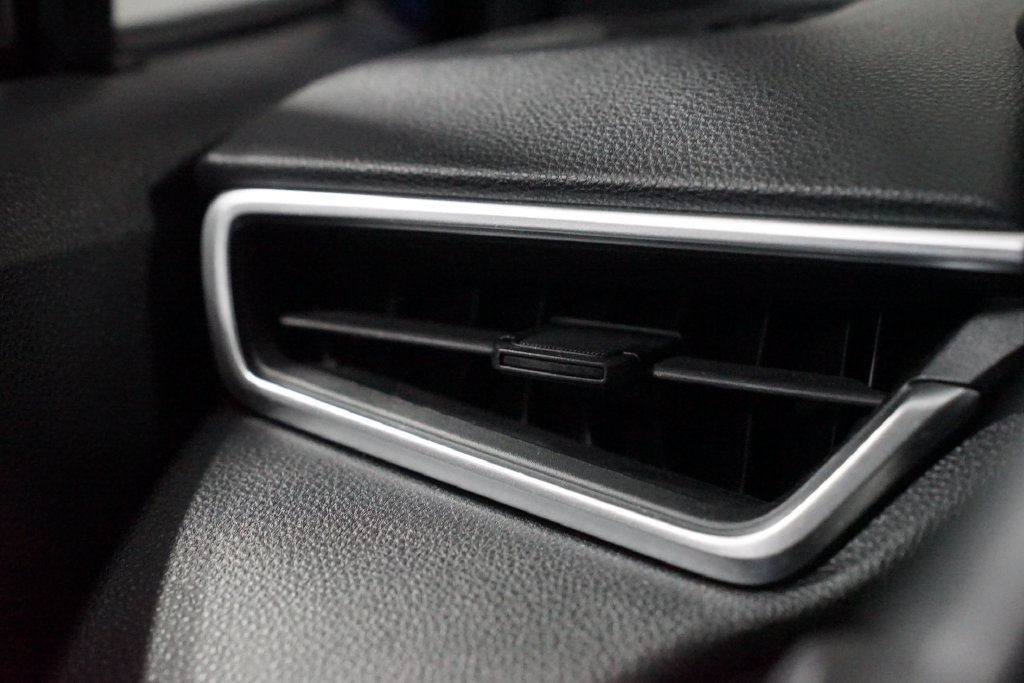 Certified 2023 Toyota Corolla Cross AWD Hybrid image 25