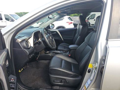Used 2015 Toyota RAV4 Limited w/ Technology Package AWD/4WD image 7
